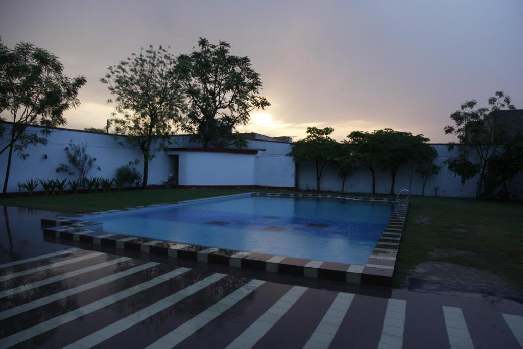 Woods Villa Resort Jaipur Exterior photo